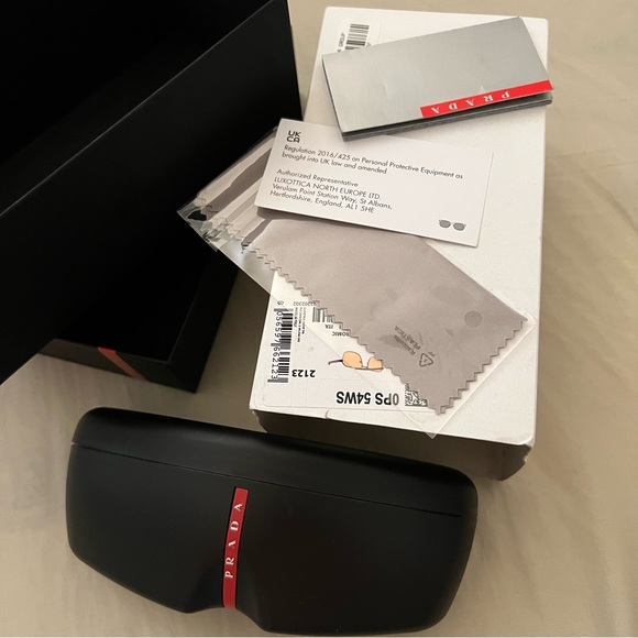 Prada Linea Rossa PS 54WS - Picture 3 of 13